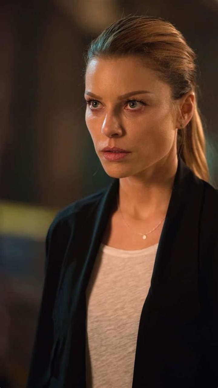 Lauren German Couple: Exploring Public Interest and Personal Space