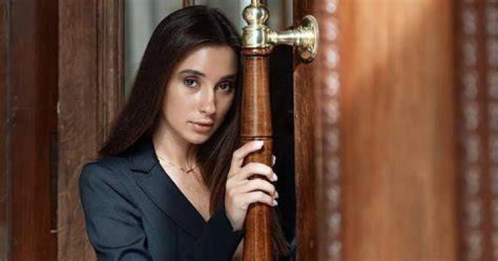 Liya Silver: Her Path as a Performer and Online Personality