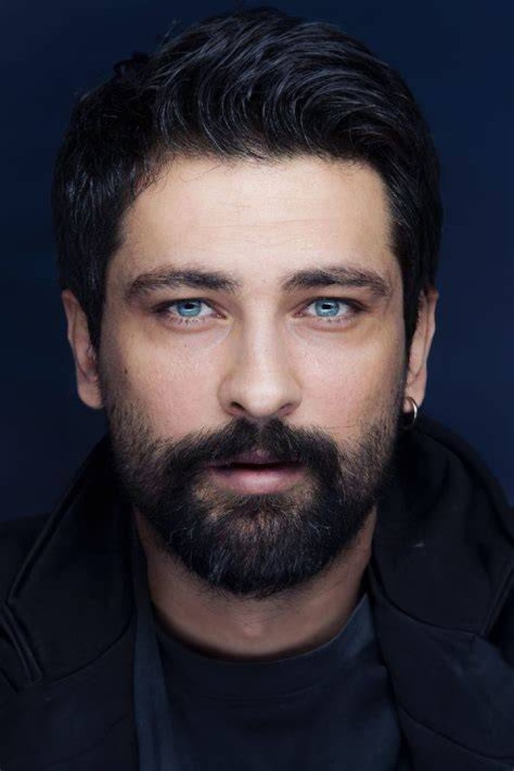 Onur Tuna: A Closer Look at the Turkish Actor and Singer Who Captivates Audiences
