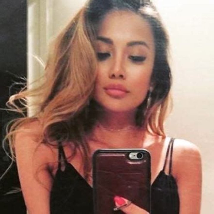 Ria Sommerfeld: Unpacking the Story of a German Hairstylist and Model