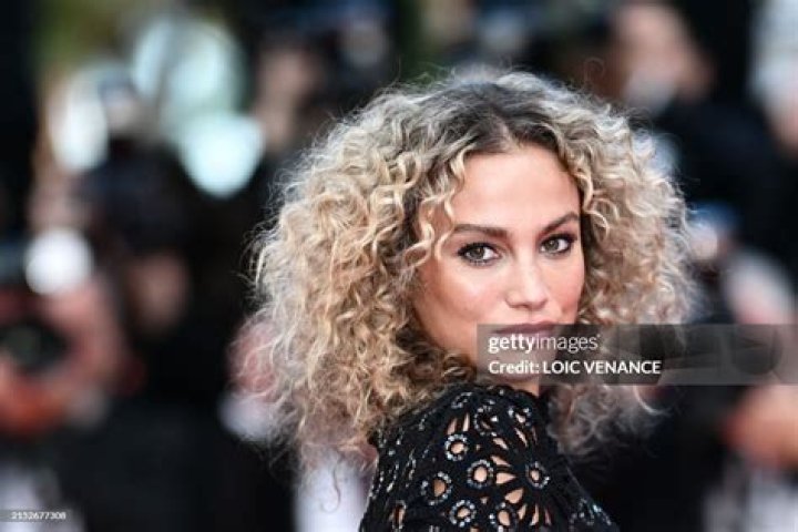 Rose Bertram: Unpacking the Journey of a Belgian Model