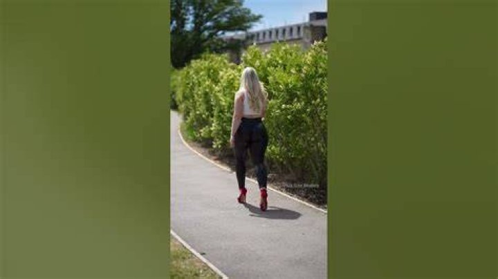 Sammy Thighs Walks: The Ultimate Guide to Her Journey and Impact