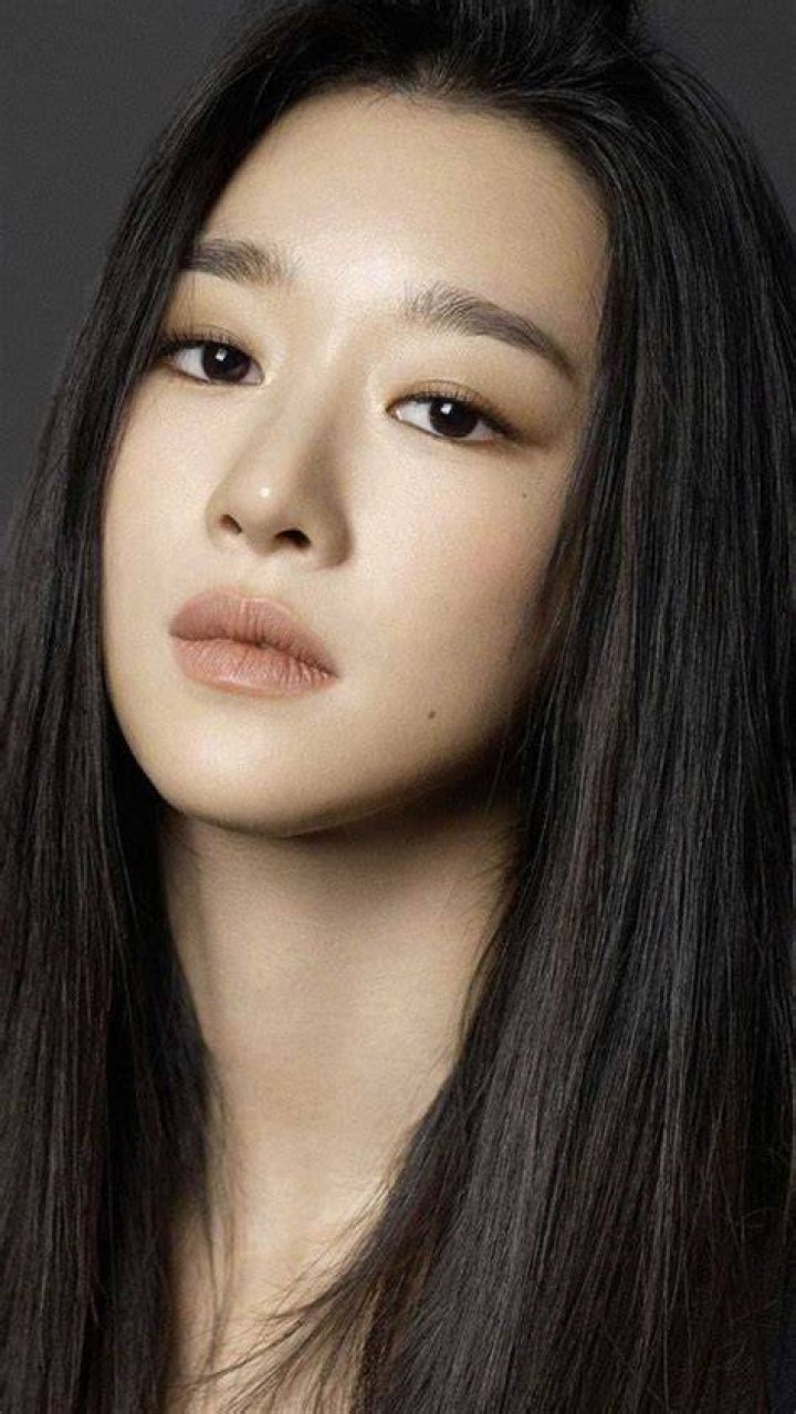 Seo Ye-ji: A Look at the Actress and Her Journey in the Public Eye
