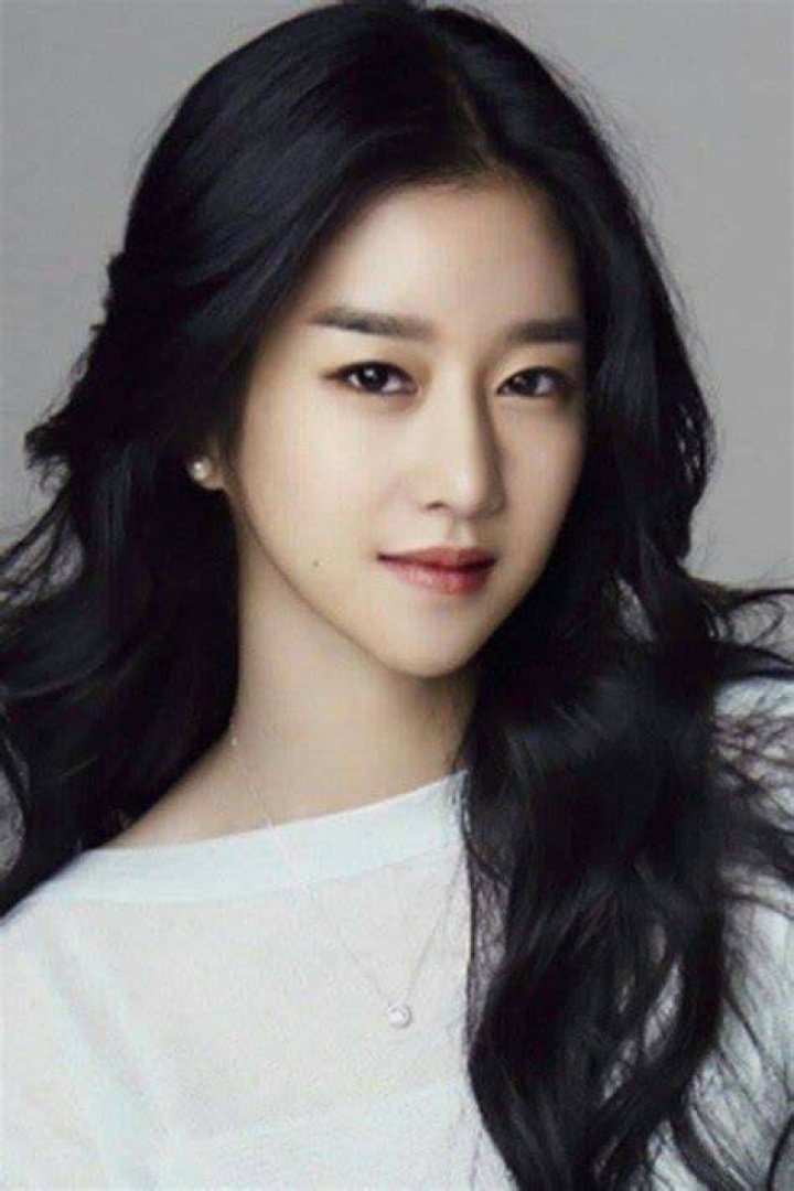 Seo Ye Ji: A Look at the Prominent South Korean Actress