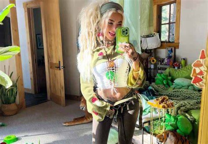 Shanin Blake OnlyFans: The Ultimate Guide to Her Career, Content, and Success