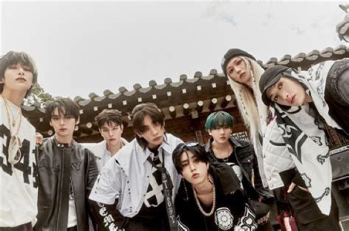 Stray Kids: The Rise of a Global K-Pop Sensation