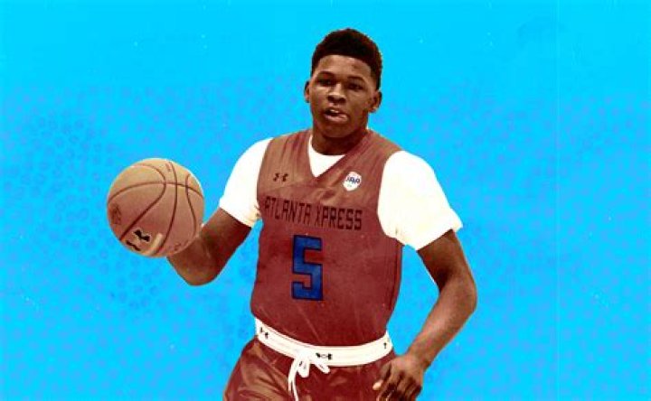 Tracing the Path of Young Anthony Edwards: Early Life and Development