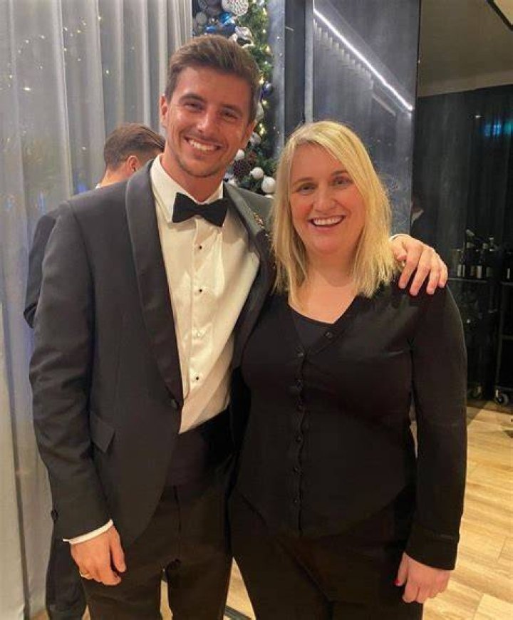 Understanding Emma Hayes' Husband: A Comprehensive Look into Their Relationship
