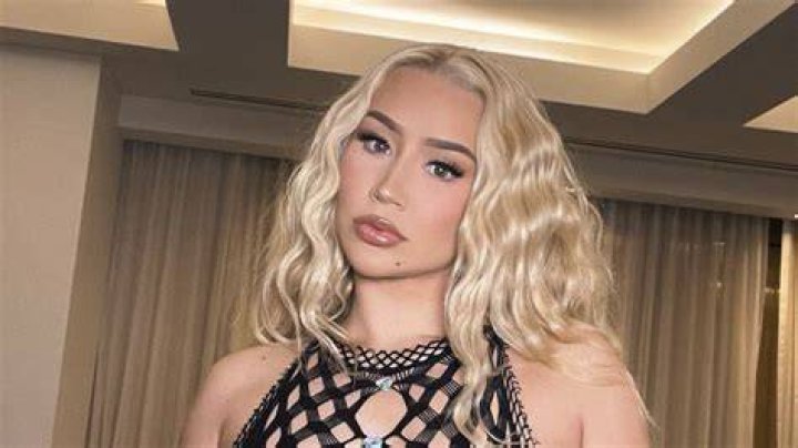 Understanding the Buzz Around Iggy Azalea OnlyFans Leaks and Online Scams