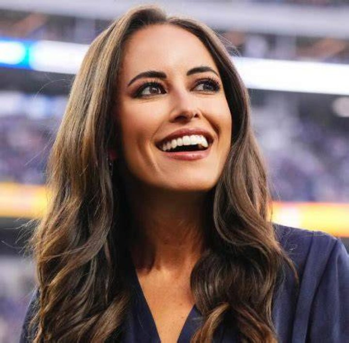 Understanding the Buzz Around Kaylee Hartung's Left Eye