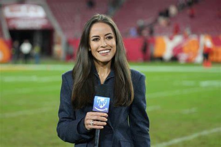 Understanding the Buzz Around Kaylee Hartung Eye Issue