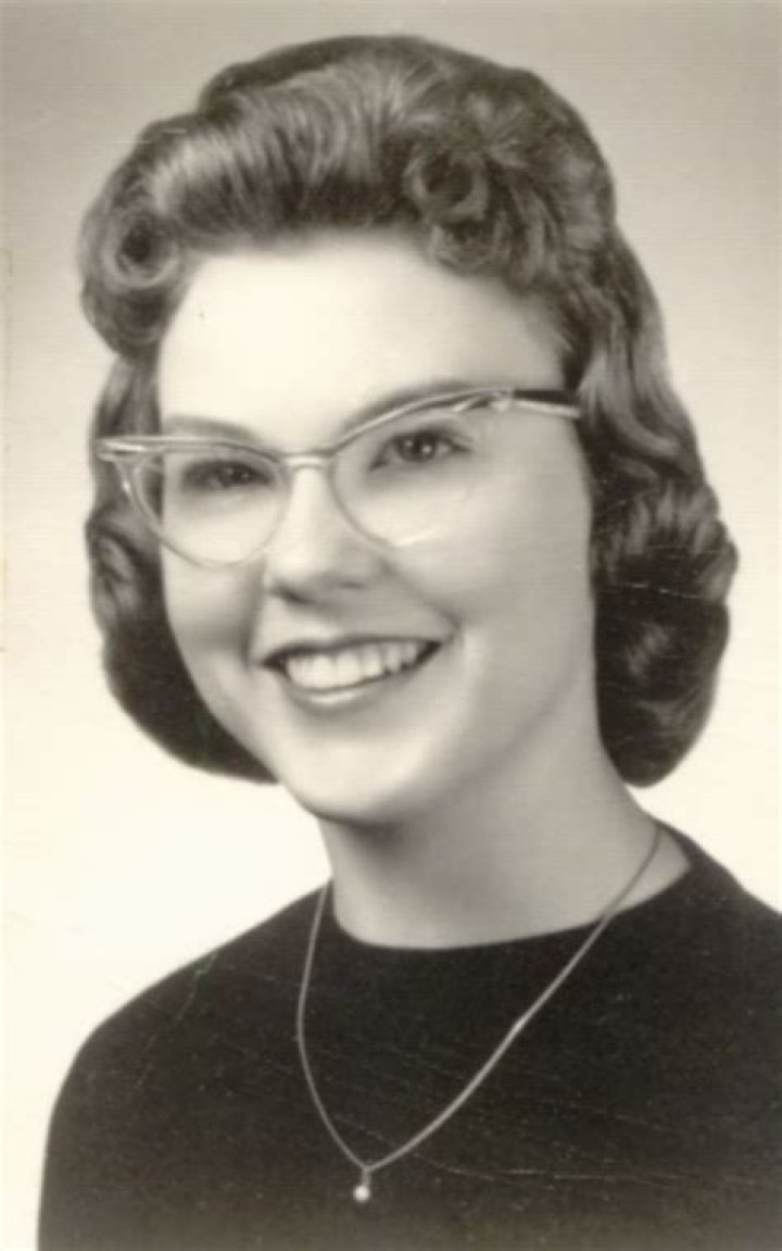 Understanding the Search for 'Gloria Gaither Diagnosis' and the Enduring Meaning of 'Gloria'