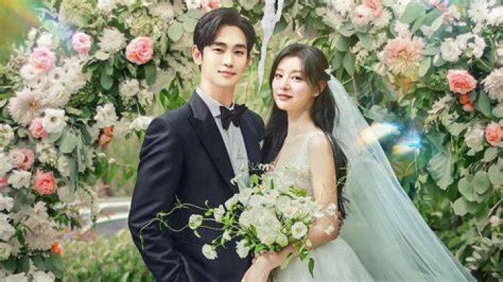 Unpacking the Buzz: Is Kim Soo-hyun Married? All About His Wife Rumors