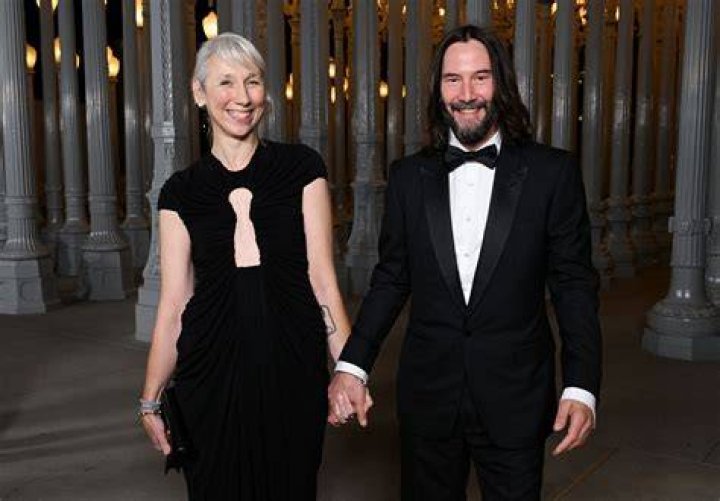 Unpacking the Buzz: The Truth About Keanu Reeves Adopted Children and His Private World