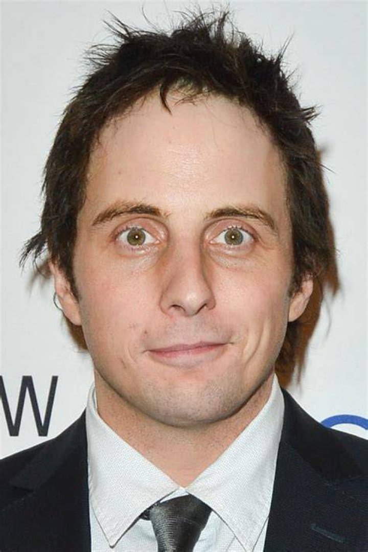 Unraveling the Mystery: What We Know About Jonny Harris Age (and Other Famous Jonnys)