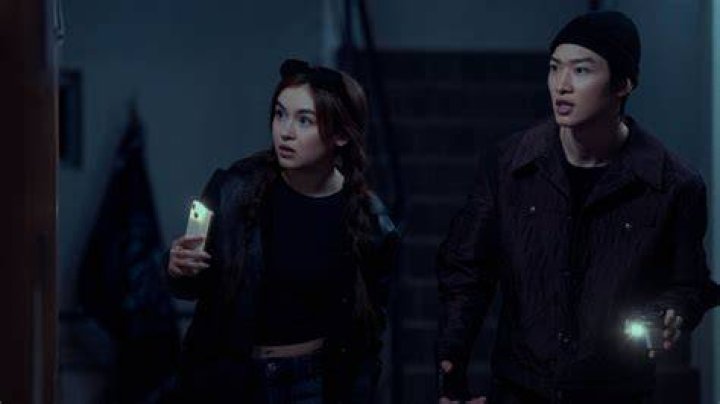 Unraveling the Mystery: Who Exactly is Simon in XO, Kitty?