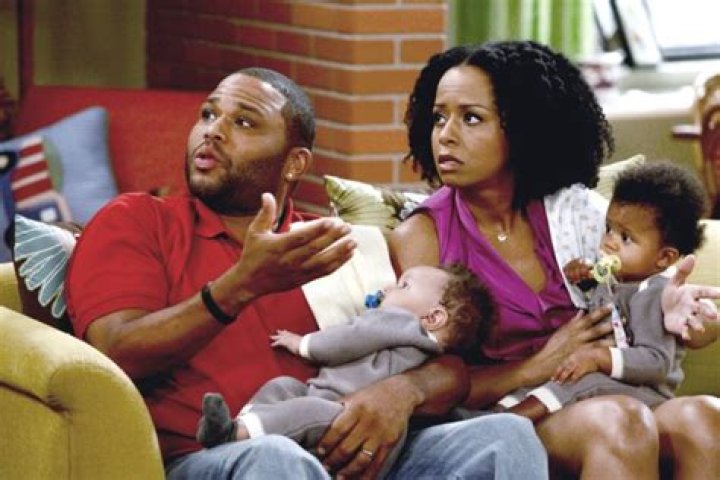 Unraveling the Quiet Life of Tempestt Bledsoe: What About Her Husband and Kids?