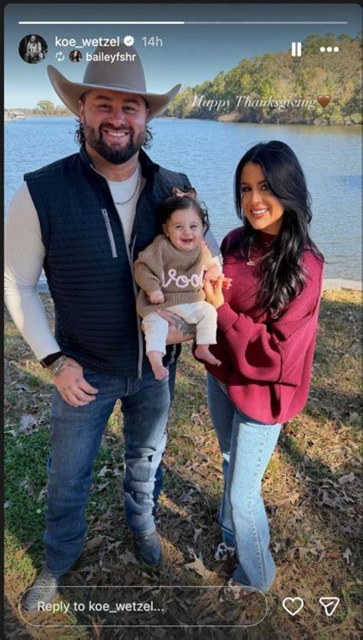 What Country Singer Met His Wife at Thanksgiving? A Story of Serendipity