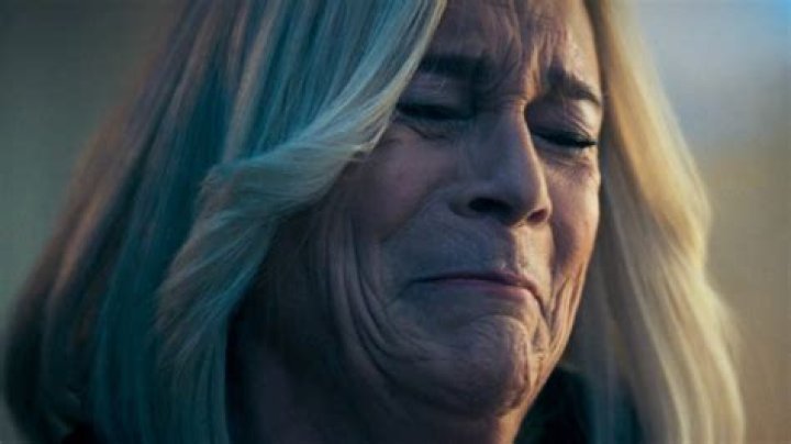 What Disease Does Carmy's Mom Have? Unpacking Donna Berzatto's Health in The Bear