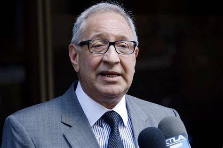 What is Mark Geragos Famous For? Unpacking a Legal Career