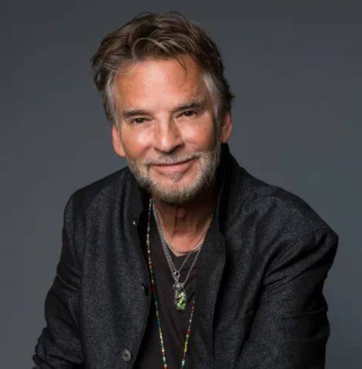 What Was Kenny Loggins Addicted To? A Look at His Personal Journey