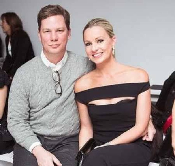Who is Sandra Smith Married To? Unveiling Her Life Partner