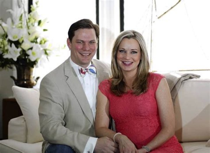 Who is Sandra Smith Married To? Unveiling the Story Behind the Fox News Anchor's Personal Life