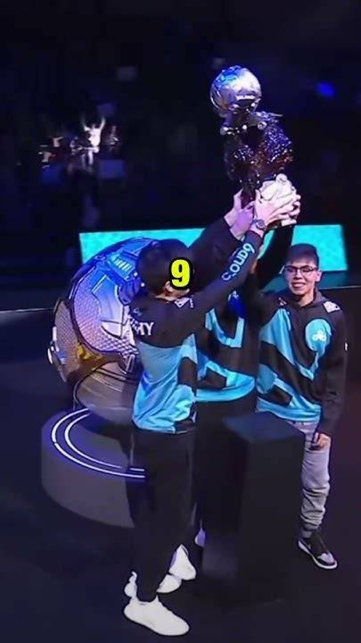 Who is SquishyMuffinz? Unveiling the Rocket League Legend
