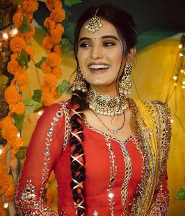 Who is the Web Actress Ayushi? Uncovering a Digital Star