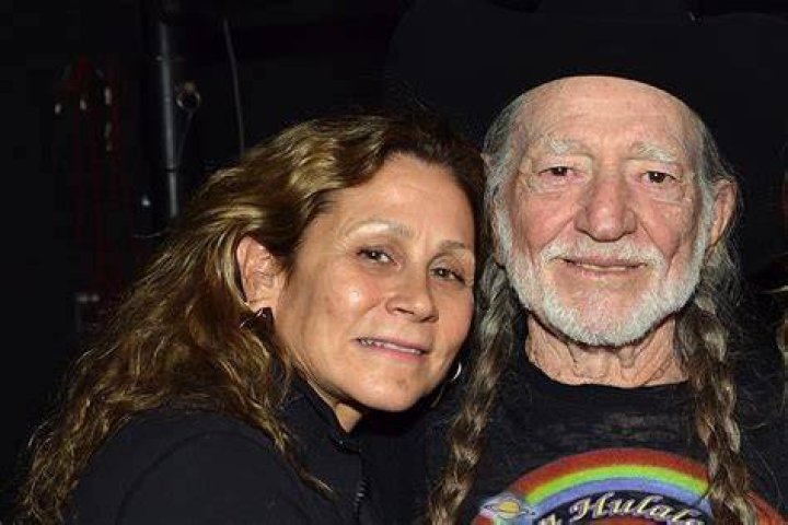 Willie Nelson's Spouse: Finding Lasting Love with Annie D'Angelo