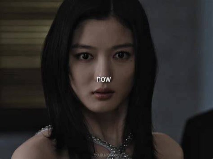 Yoo Jung-Ii: A Rising Star in the Entertainment Industry